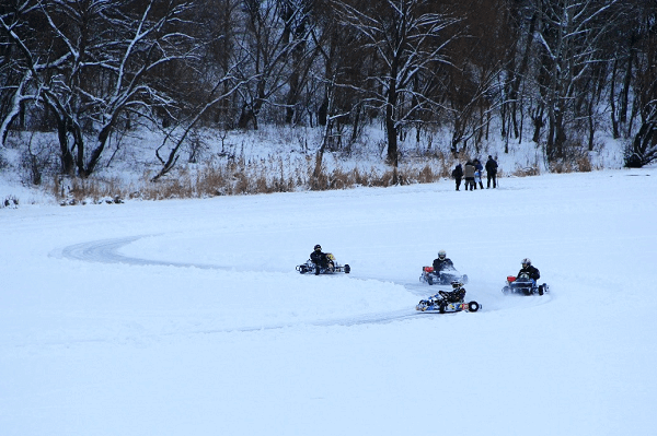 snow carting